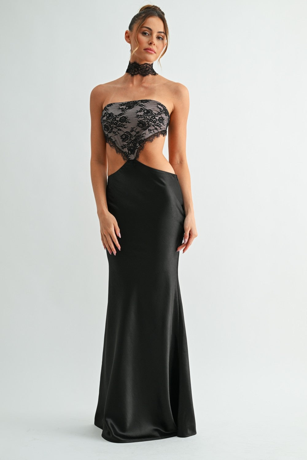 Juliana Lace Maxi Dress