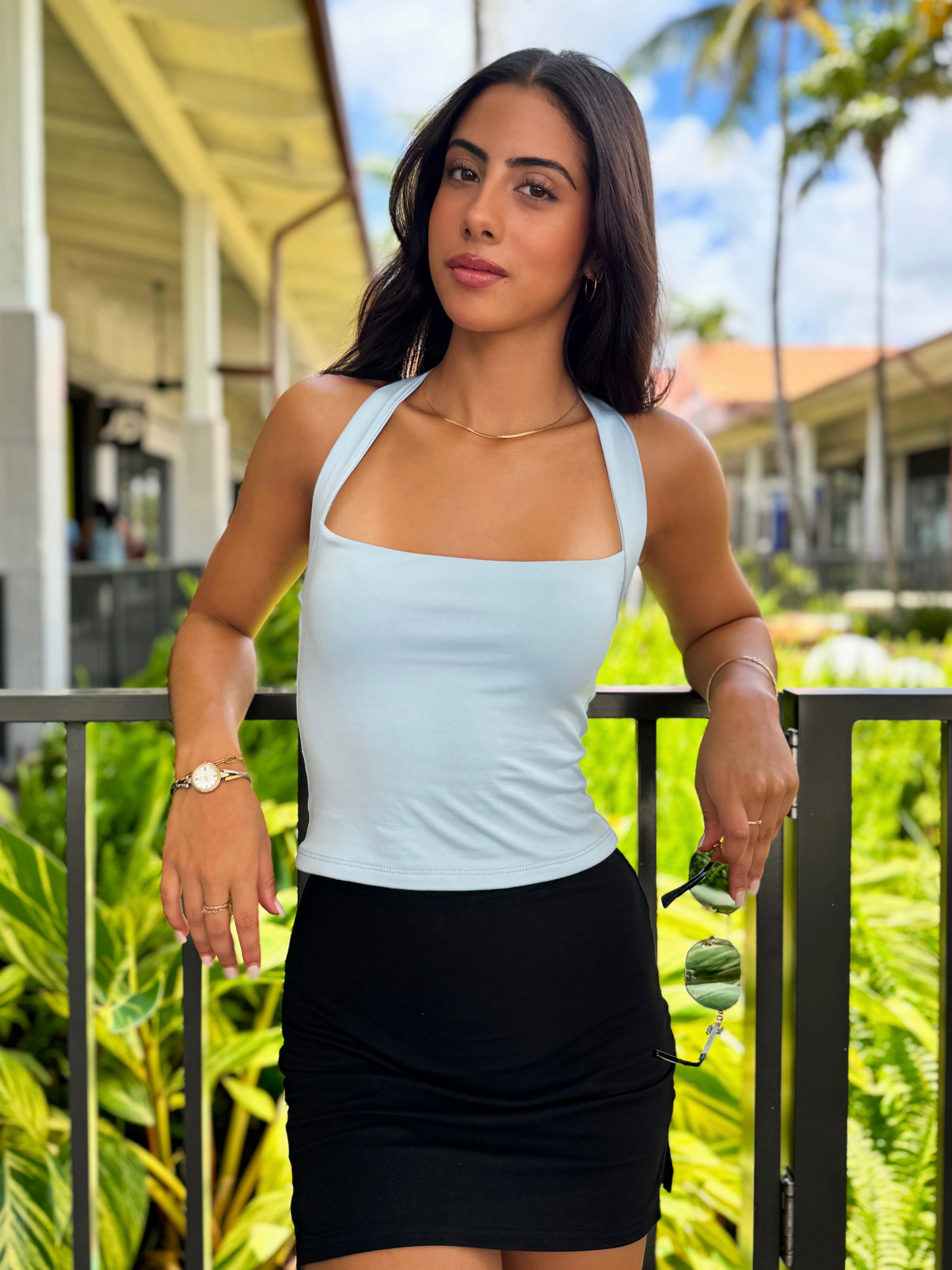 Luna Halter