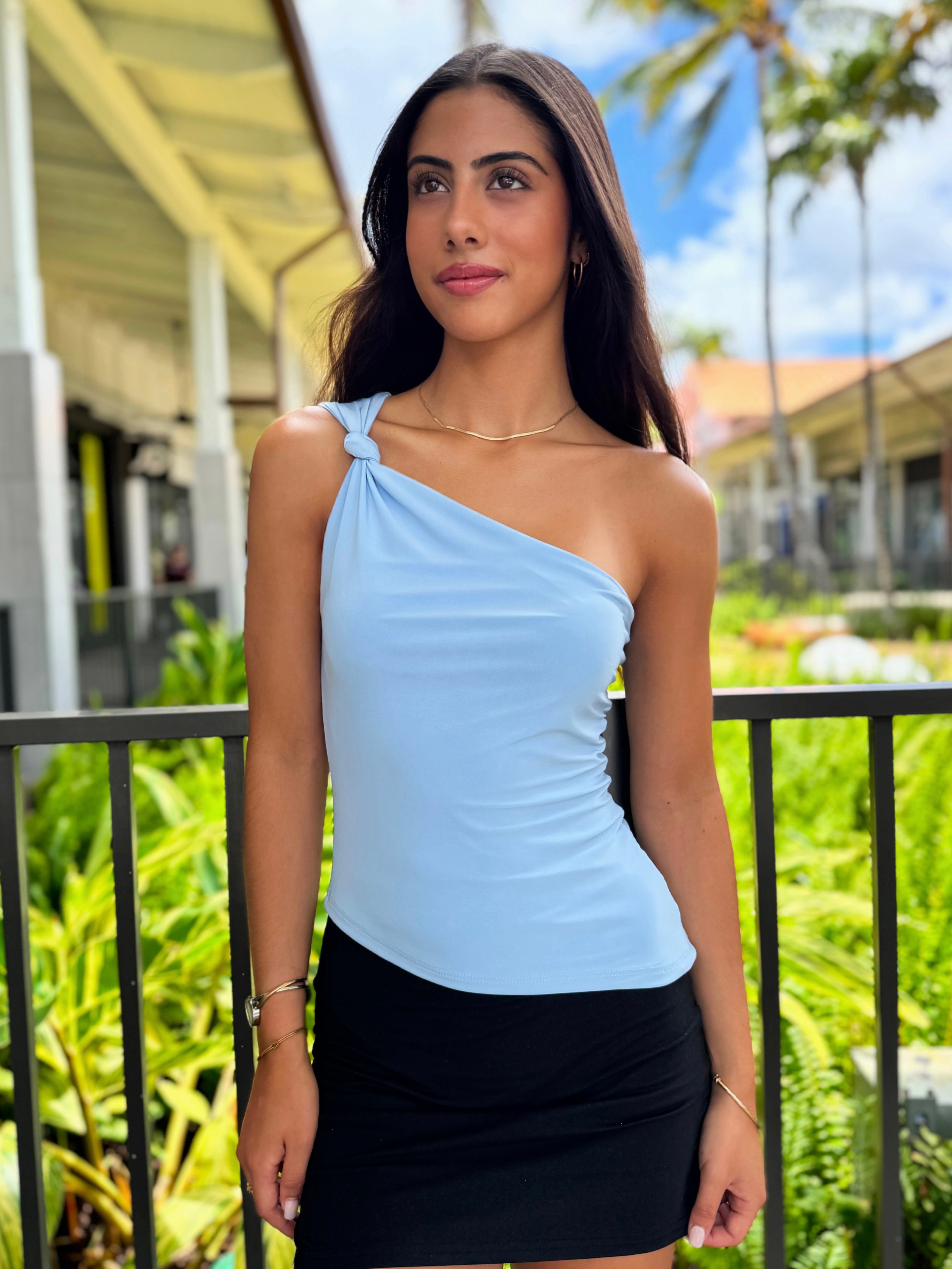 Nini One Shoulder Top