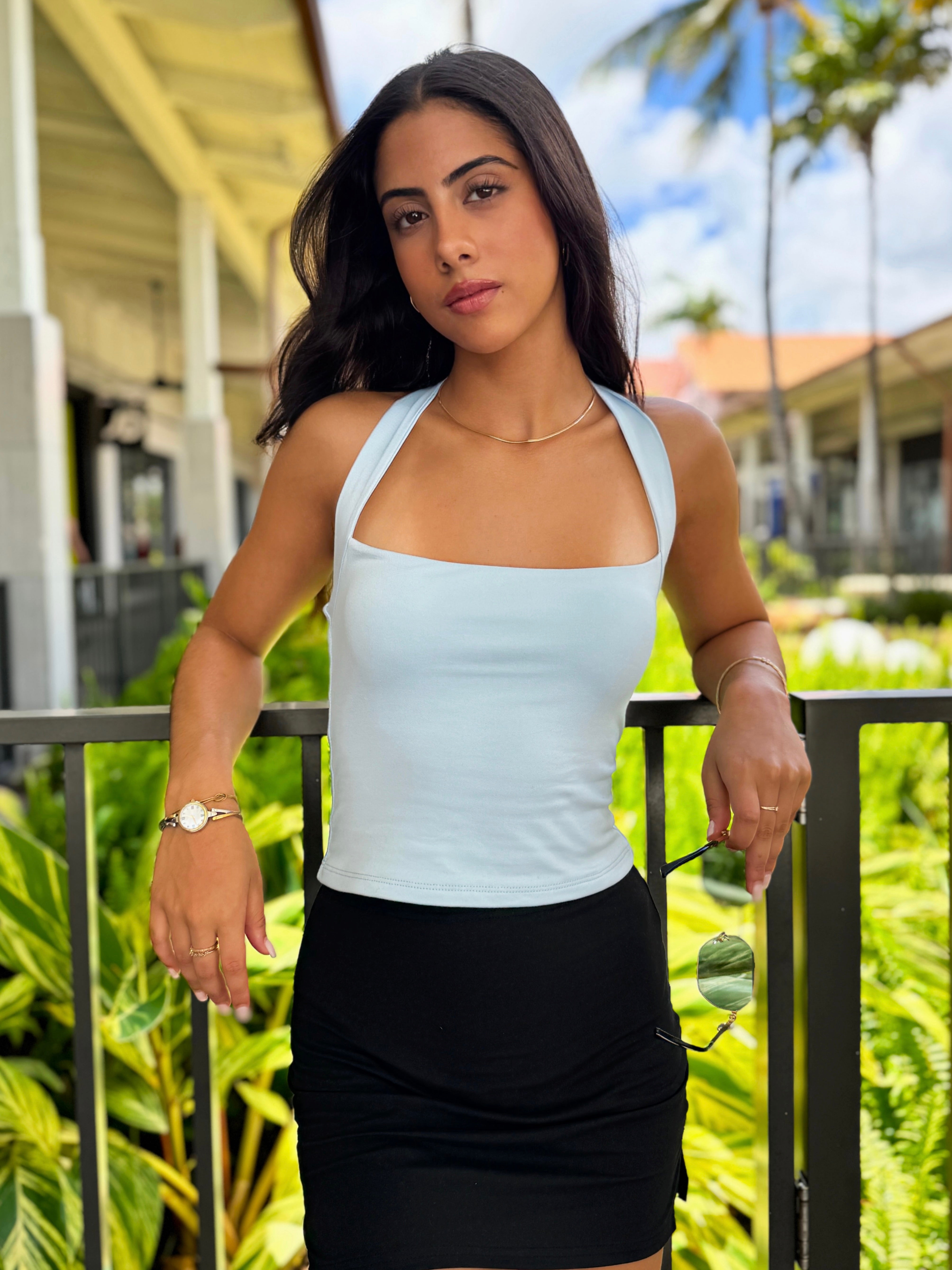 Luna Halter