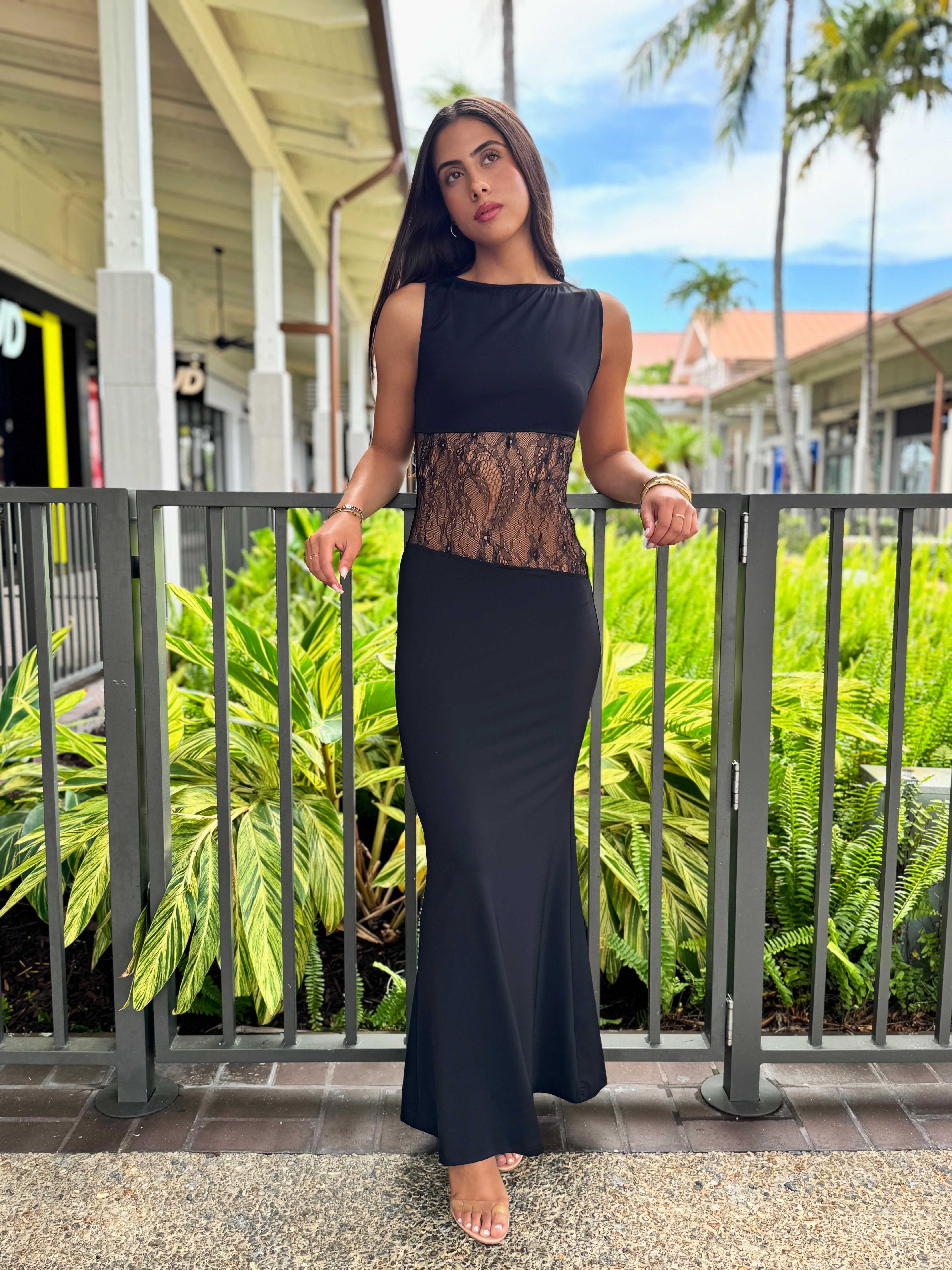Emilia Lace Maxi