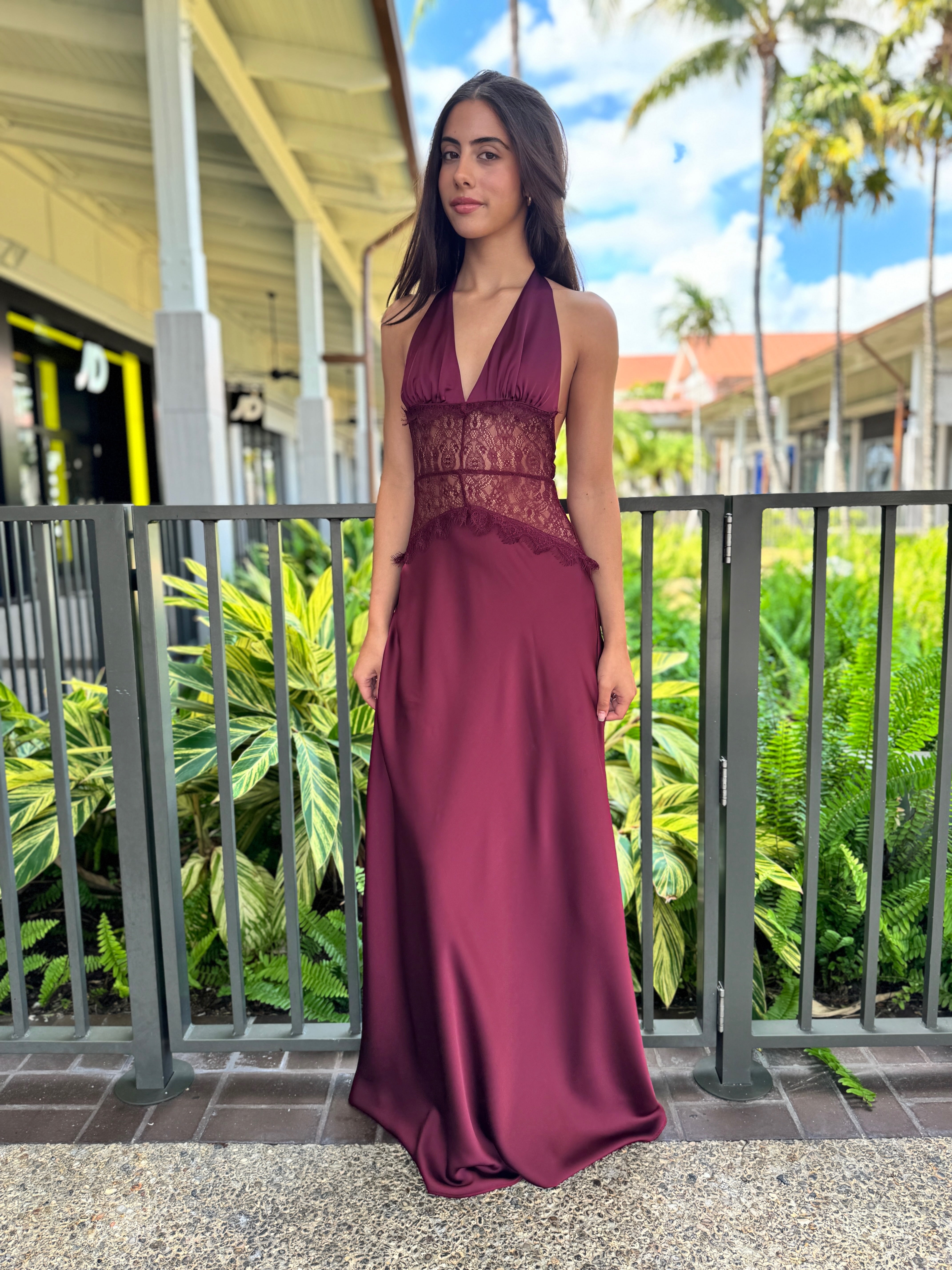Valentina Lace Maxi