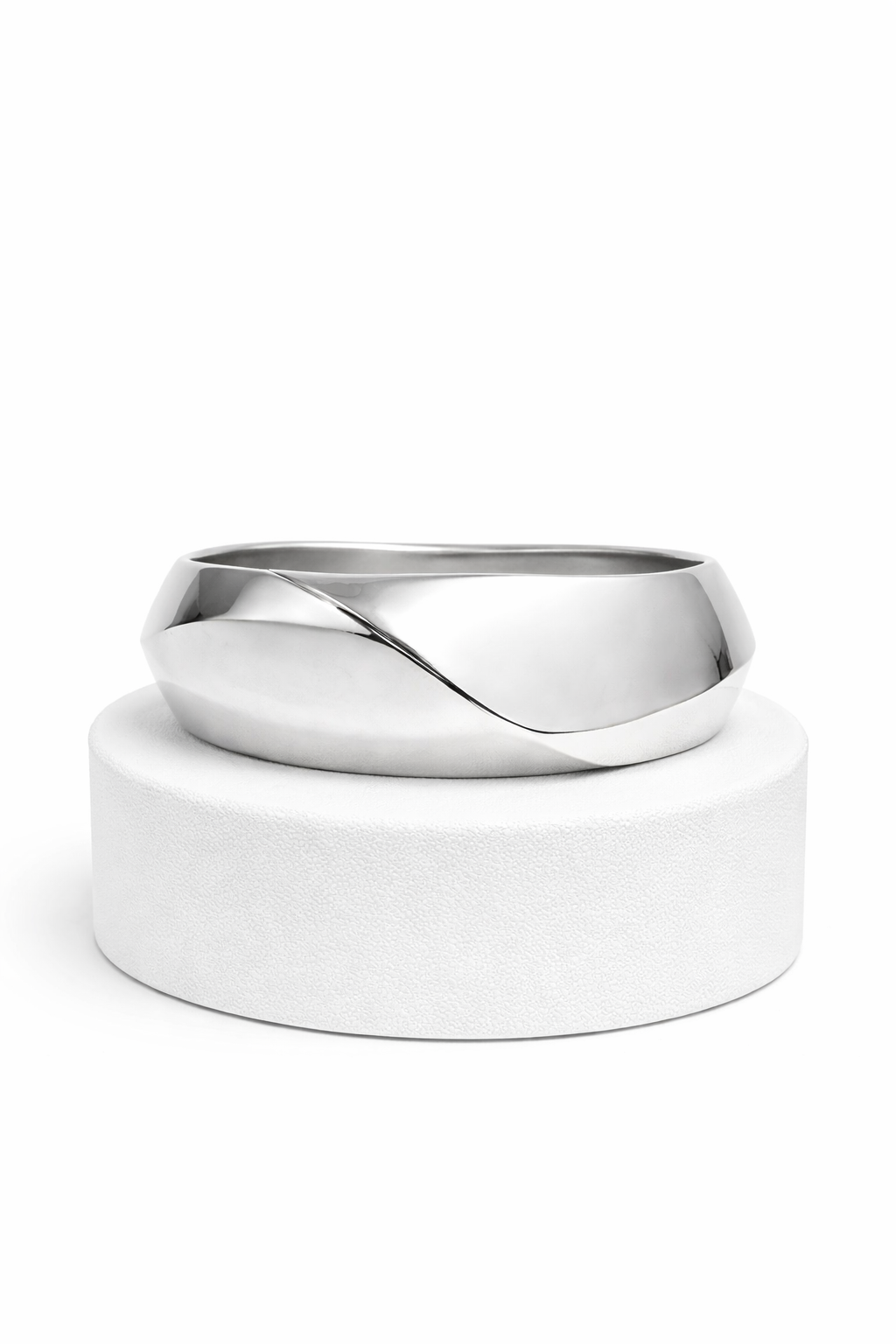 Sculpted Twist Silver Bangle