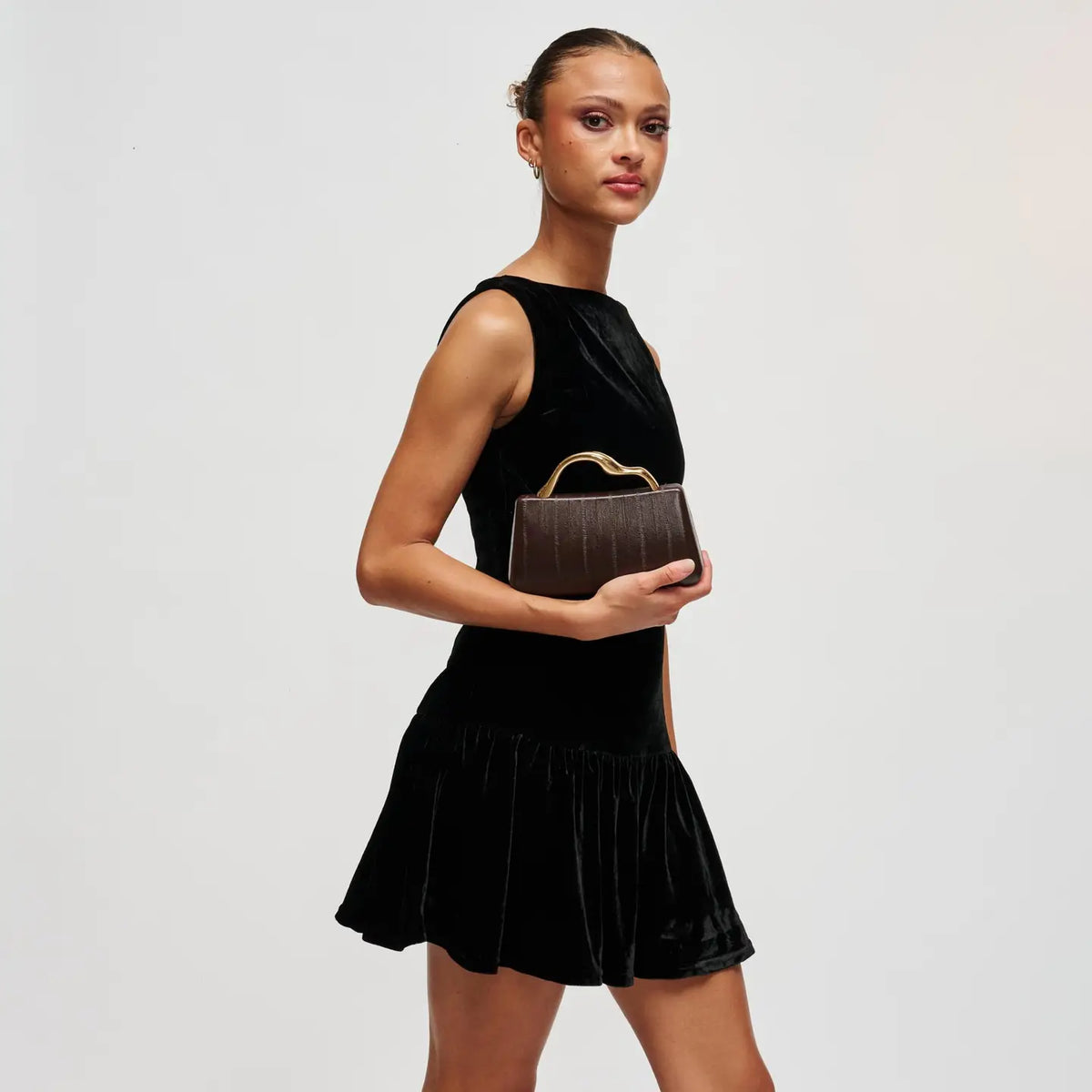 STRUCTURE WAVE CLUTCH