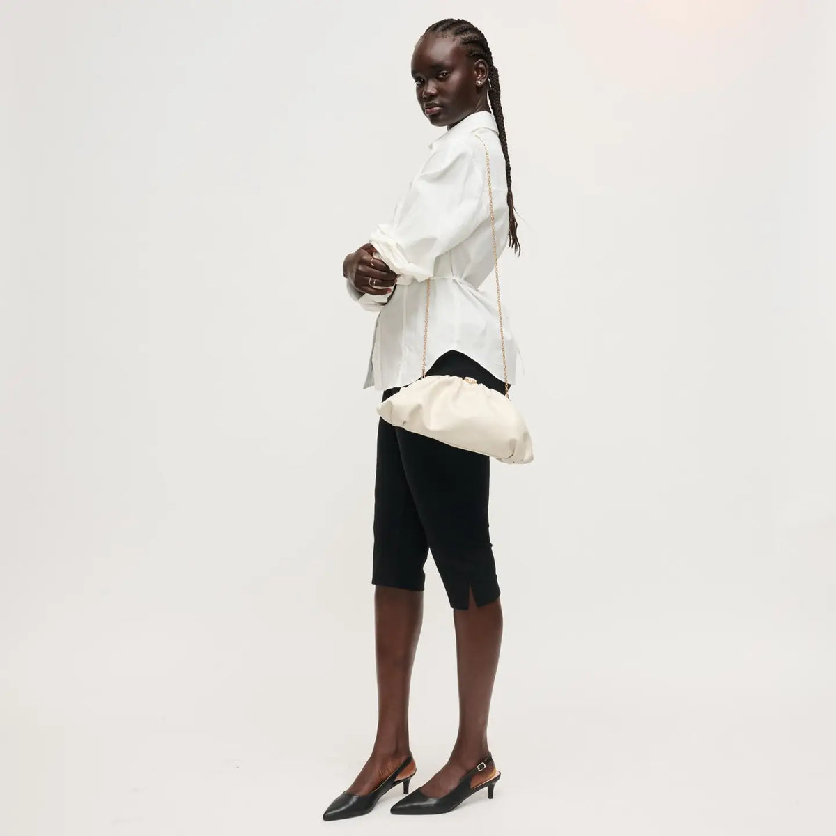BEVERLY CLUTCH